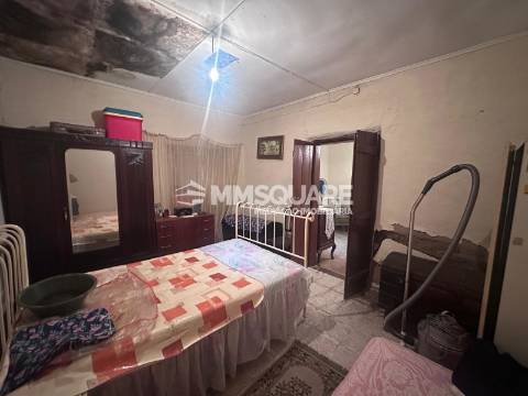 Moradia T3 com Quintal e Garagem em Estação de Ourique – Castro Verde