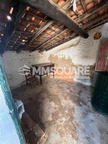 Moradia T3 inserida na zona histórica de Ourique