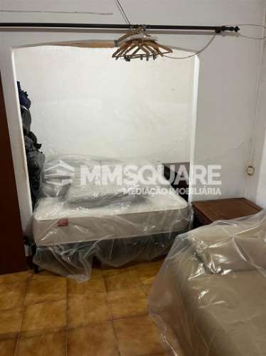 Moradia T3 inserida na zona histórica de Ourique