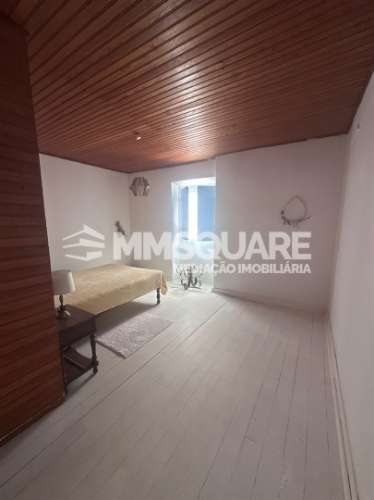 Moradia T4 em Santa Luzia