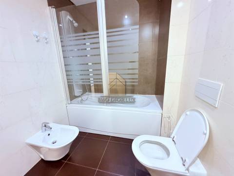 Apartamento T2 Arrendamento em Odivelas,Odivelas