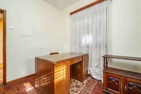 Moradia T4 | Estilo Tradicional Madeirense | Isolada | Achada | São Pedro | Funchal |