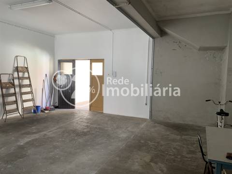 Moradia de dois pisos em São Bernardo