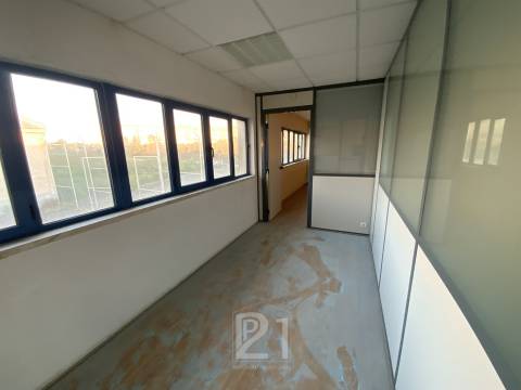 Lote Industrial  Venda em Cacém e São Marcos,Sintra