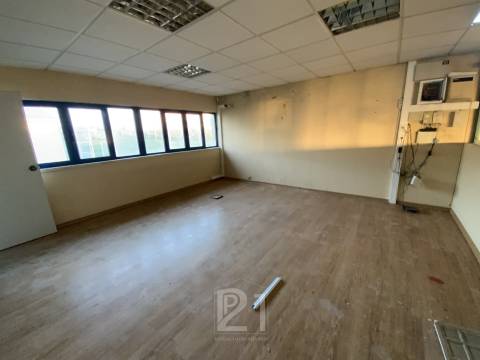 Lote Industrial  Arrendamento em Cacém e São Marcos,Sintra