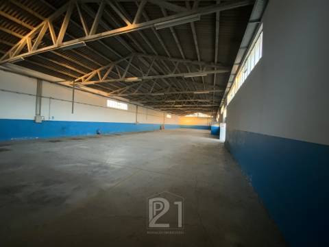 Lote Industrial  Arrendamento em Cacém e São Marcos,Sintra