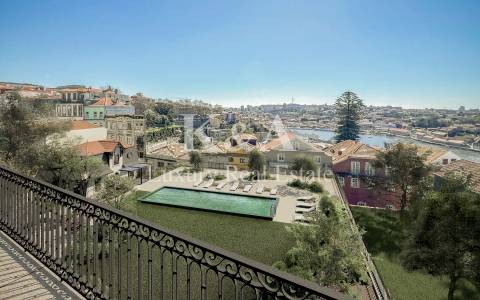 Penthouse T3 em Novo Condomínio privado no Porto