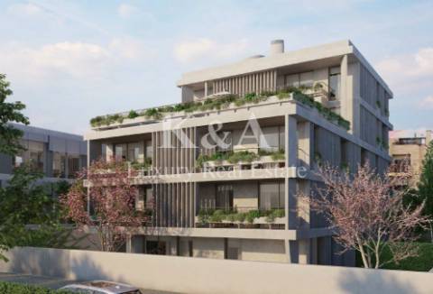 Penthouse T4 duplex com terraço na Foz