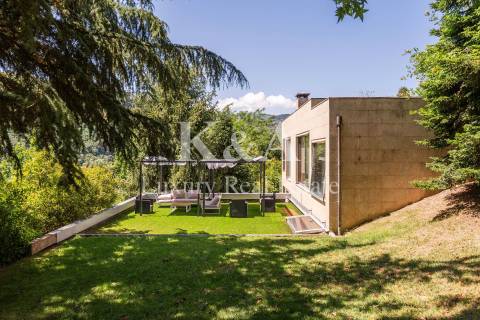 Quinta  com vistas e ancoradouro privado no  Rio Douro.