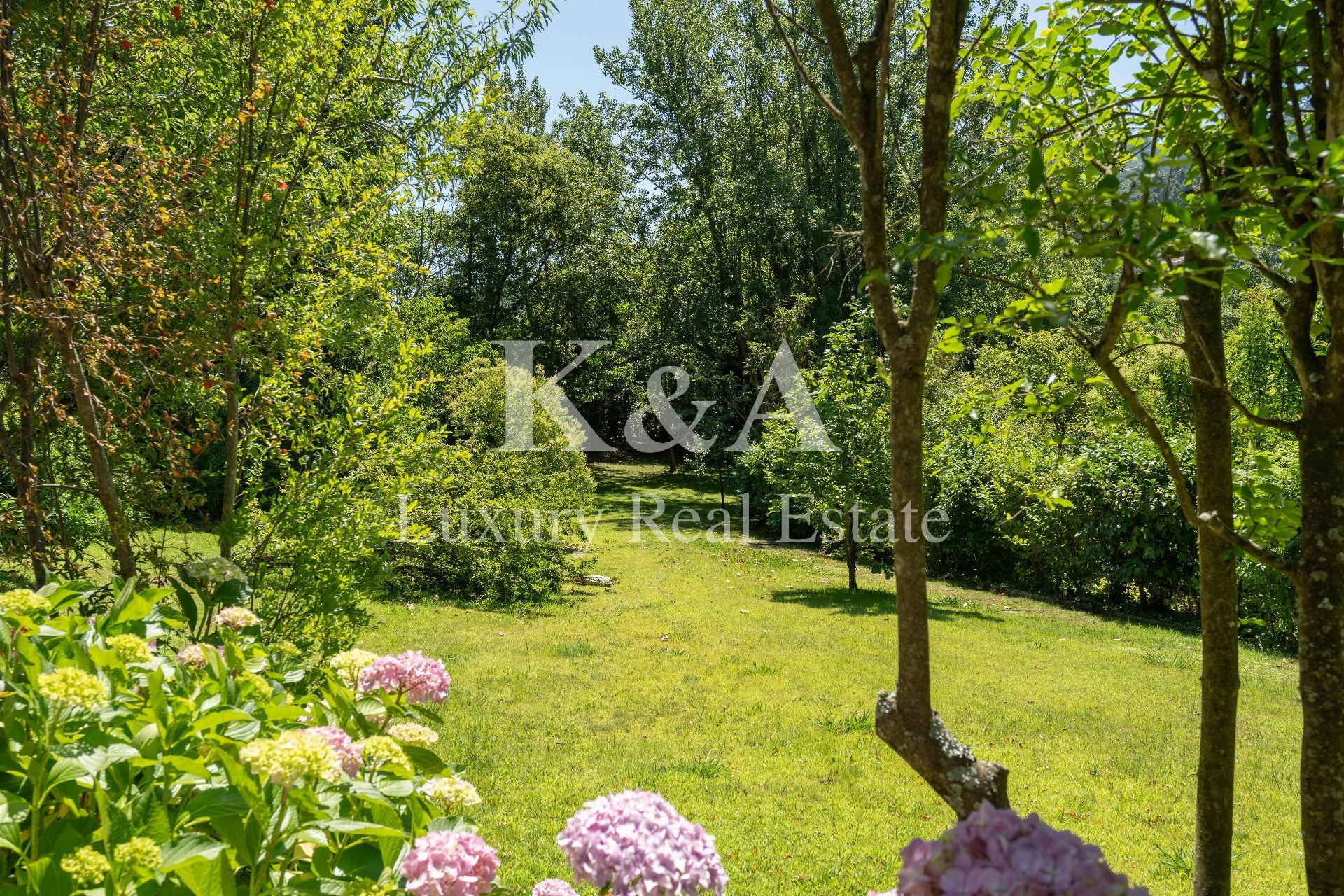 Quinta  com vistas e ancoradouro privado no  Rio Douro.