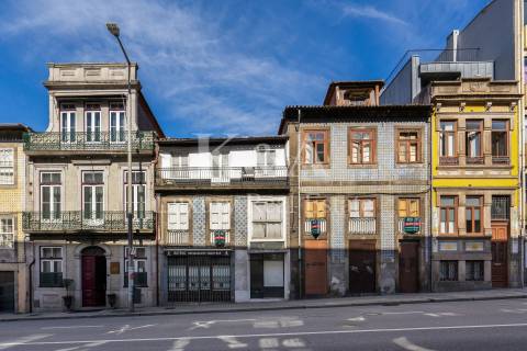 Prédio no centro do Porto