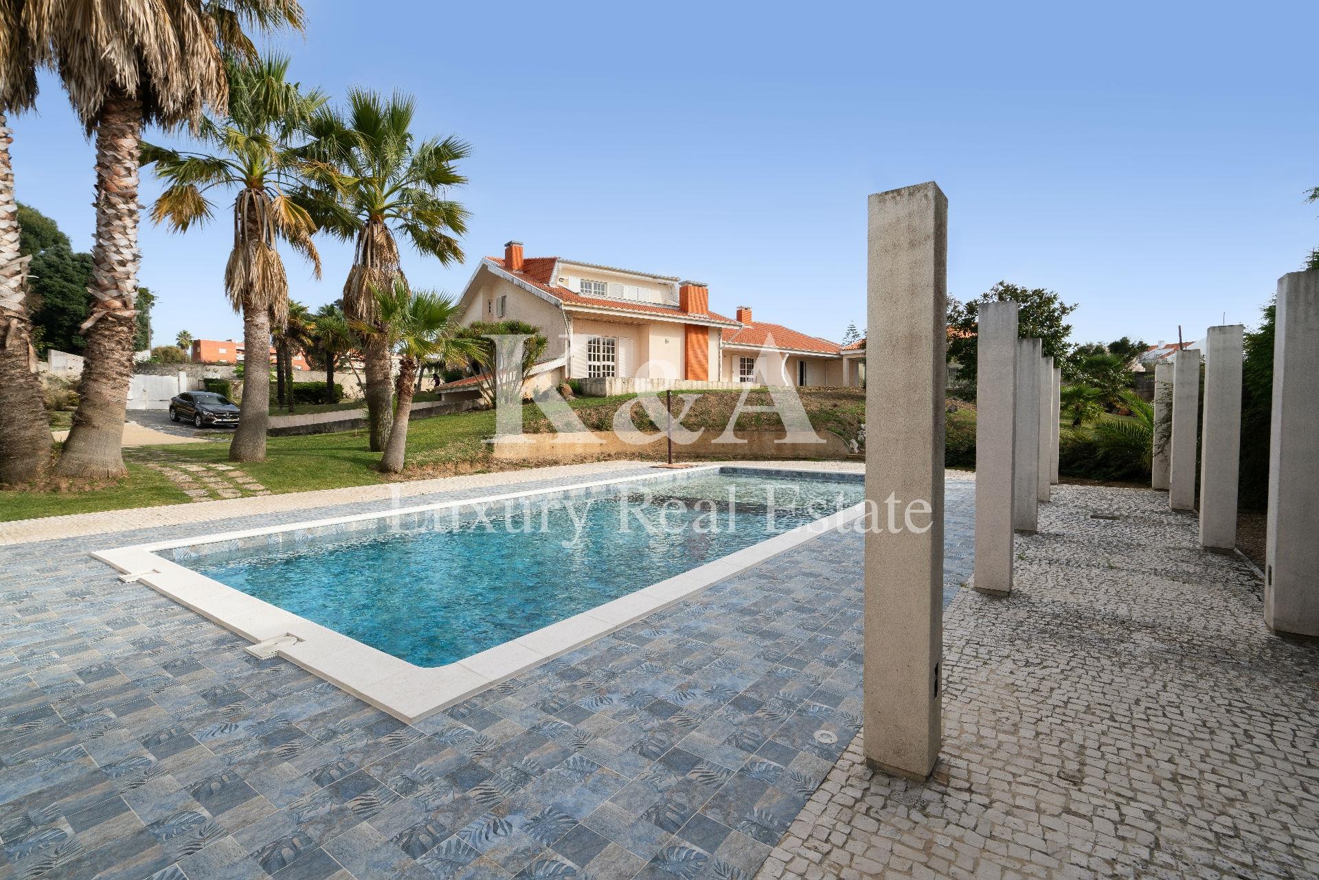 Moradia com piscina em Miramar