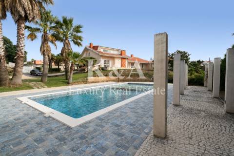 Moradia com piscina em Miramar