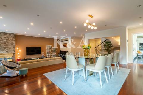 Moradia T4 com jardim e piscina