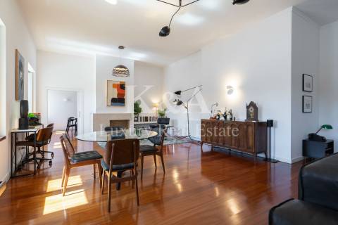 Apartamento com vista privilegiada sobre o rio Douro