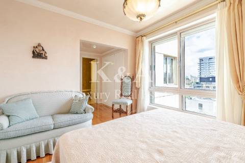 Apartamento T6 duplex com vistas panorâmicas sobre o Rio Douro e o mar