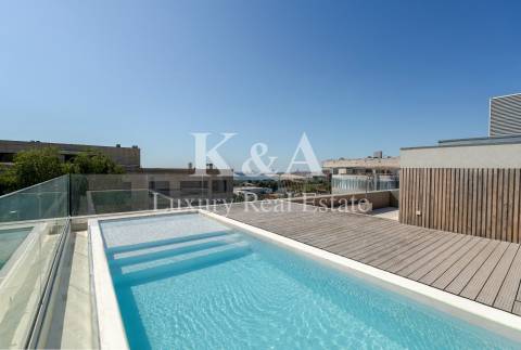 Penthouse T4+1 na Foz com piscina e Vista Mar