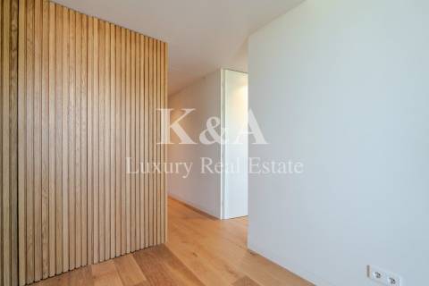 Penthouse T4+1 na Foz com piscina e Vista Mar
