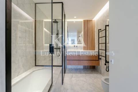 Penthouse T4+1 na Foz com piscina e Vista Mar
