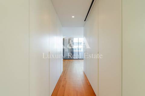 Penthouse T4+1 na Foz com piscina e Vista Mar