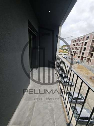 Apartamento T3 com garagem