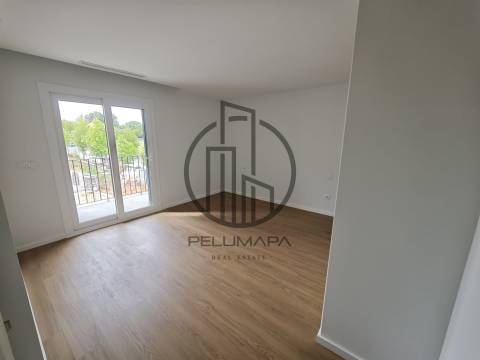 Apartamento T3 com garagem