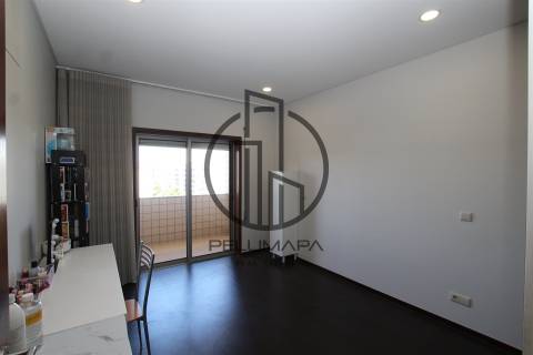 Apartamento T2 Venda em Vila Nova de Famalicão e Calendário,Vila Nova de Famalicão