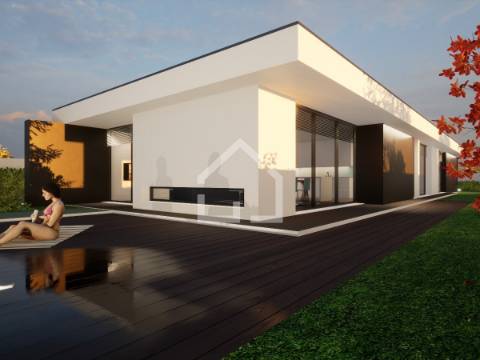 Terreno com projeto aprovado para 3 moradias térreas
