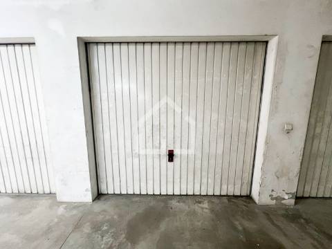 Apartamento T2 Arrendamento em Fiães,Santa Maria da Feira