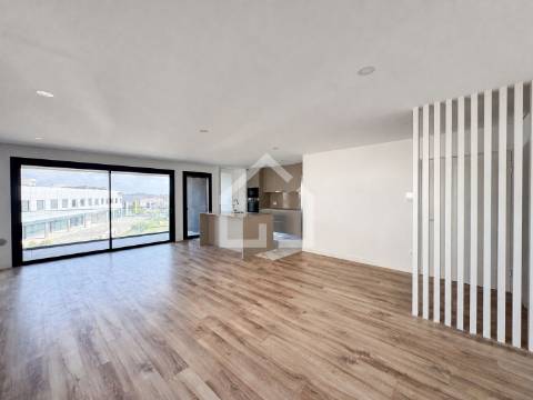 Apartamento T2 Venda em Santa Maria da Feira, Travanca, Sanfins e Espargo,Santa Maria da Feira