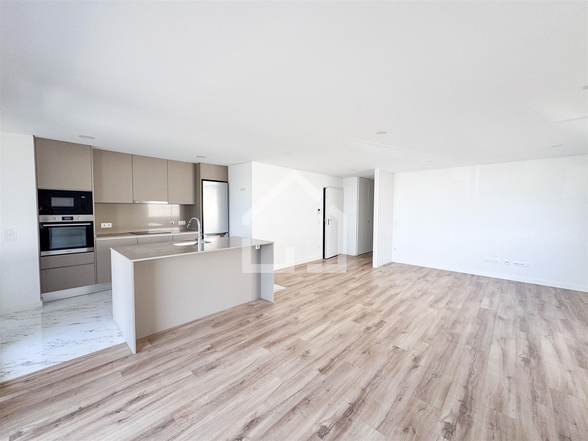 Apartamento T2 Venda em Santa Maria da Feira, Travanca, Sanfins e Espargo,Santa Maria da Feira