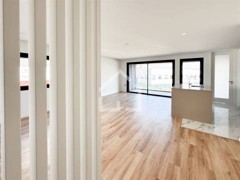 Apartamento T2 Venda em Santa Maria da Feira, Travanca, Sanfins e Espargo,Santa Maria da Feira