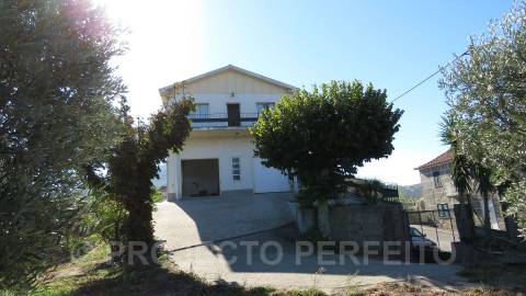 Quinta T3 Venda em Raiva, Pedorido e Paraíso,Castelo de Paiva