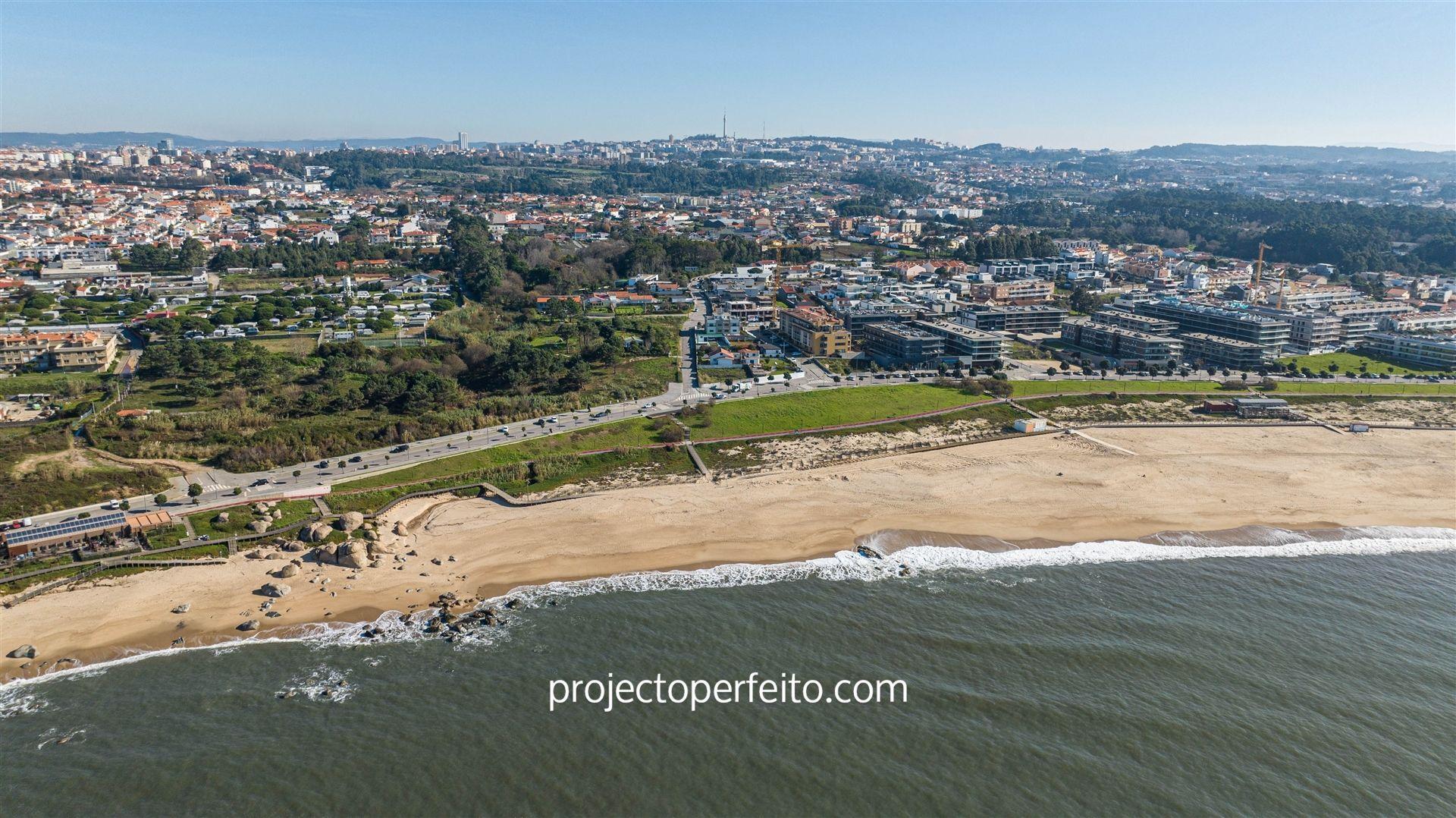 Moradia T3+1 Venda em Canidelo,Vila Nova de Gaia