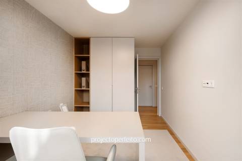 Apartamento T4 DUPLEX Venda em Santa Marinha e São Pedro da Afurada,Vila Nova de Gaia
