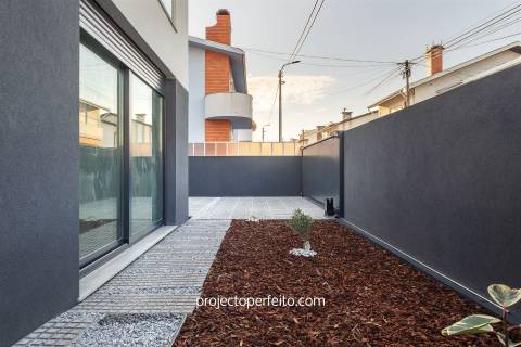 Moradia T4 Venda em Serzedo e Perosinho,Vila Nova de Gaia