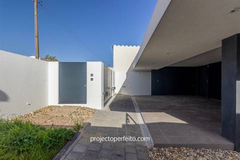 Moradia Isolada T3 Venda em São Félix da Marinha,Vila Nova de Gaia
