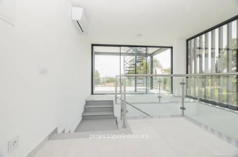 Moradia Isolada T4 Venda em Albufeira e Olhos de Água,Albufeira
