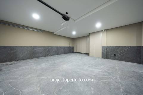 Moradia Geminada T3+1 Venda em Santa Maria da Feira, Travanca, Sanfins e Espargo,Santa Maria da Feira