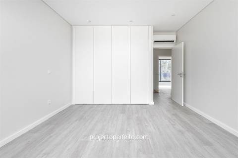 Moradia T4 Venda em Anta e Guetim,Espinho