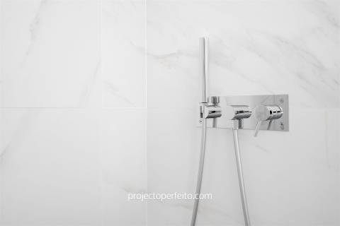 Penthouse T4 Nova com vistas fabulosas de Mar no coração de Espinho!
