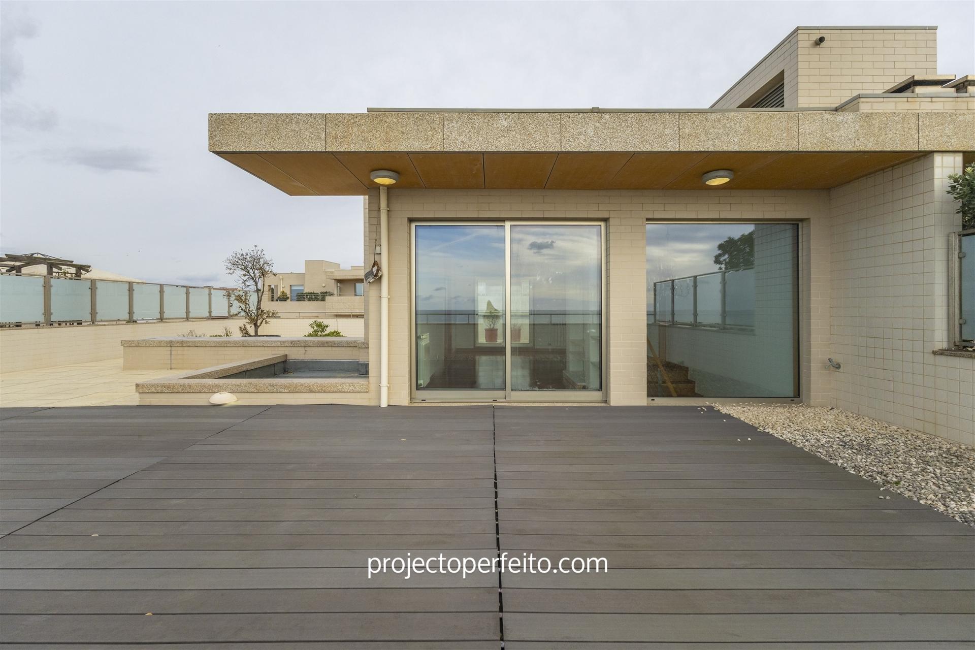 Apartamento T4 DUPLEX Venda em São Félix da Marinha,Vila Nova de Gaia