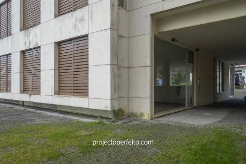 Loja  Arrendamento em Silvalde,Espinho