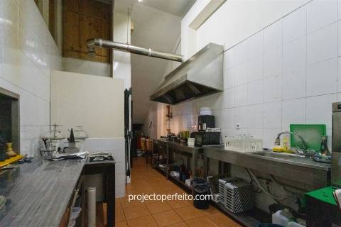 Bar  Trespasse em Santa Marinha e São Pedro da Afurada,Vila Nova de Gaia