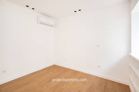 Apartamento T0 Venda em Cedofeita, Santo Ildefonso, Sé, Miragaia, São Nicolau e Vitória,Porto