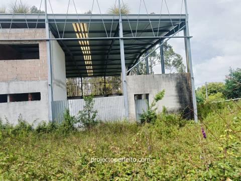 Armazém  Venda em Serzedo e Perosinho,Vila Nova de Gaia