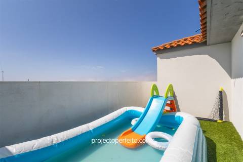 Apartamento T4 Venda em Arcozelo,Vila Nova de Gaia