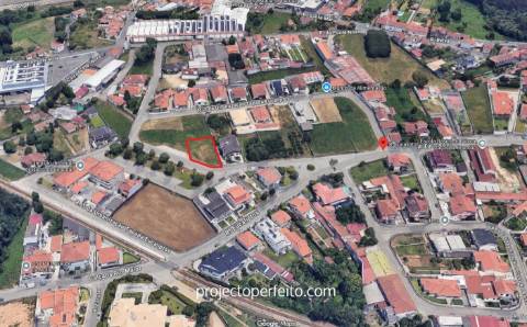 Terreno Urbano  Venda em Paços de Brandão,Santa Maria da Feira