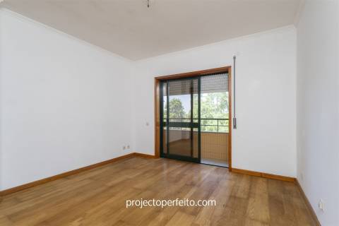 Apartamento T2 DUPLEX Venda em São João de Ver,Santa Maria da Feira