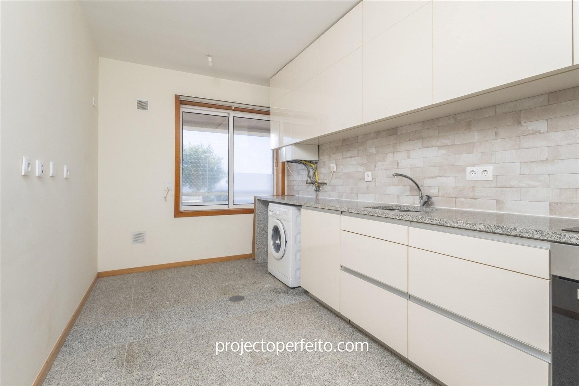 Apartamento T1 Arrendamento em São Félix da Marinha,Vila Nova de Gaia
